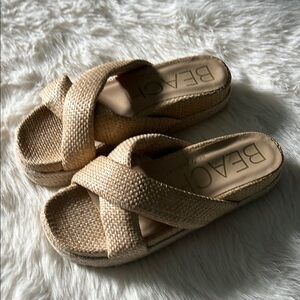 BEACH by Matisse Beige Woven Slide Sandals
